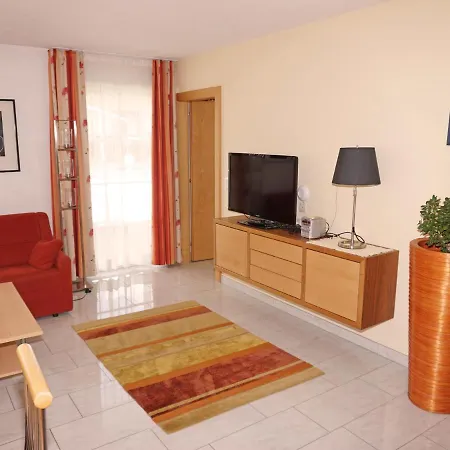 Apartment 4-jahreszeiten-2 By Interhome *